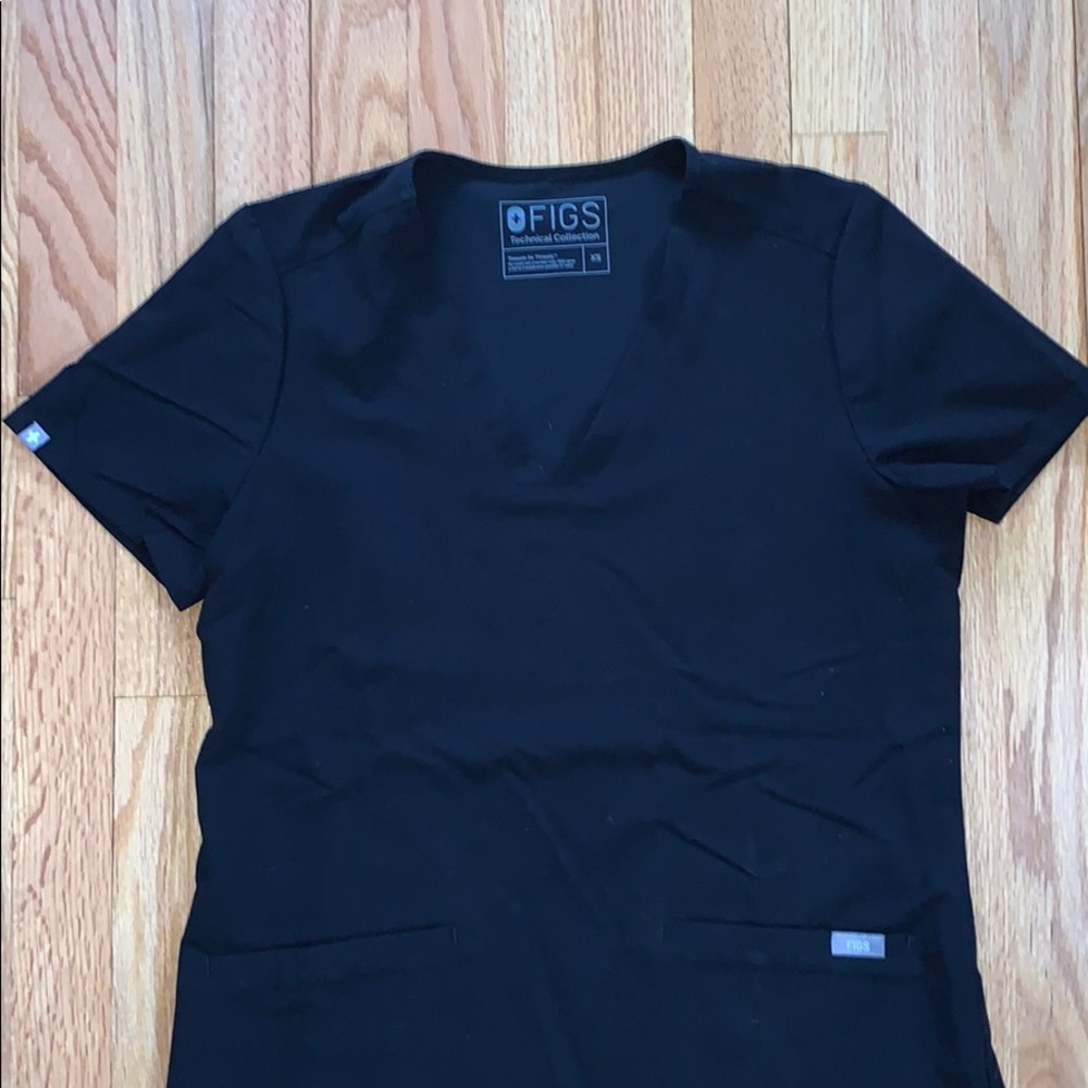 Figs Scrub Top